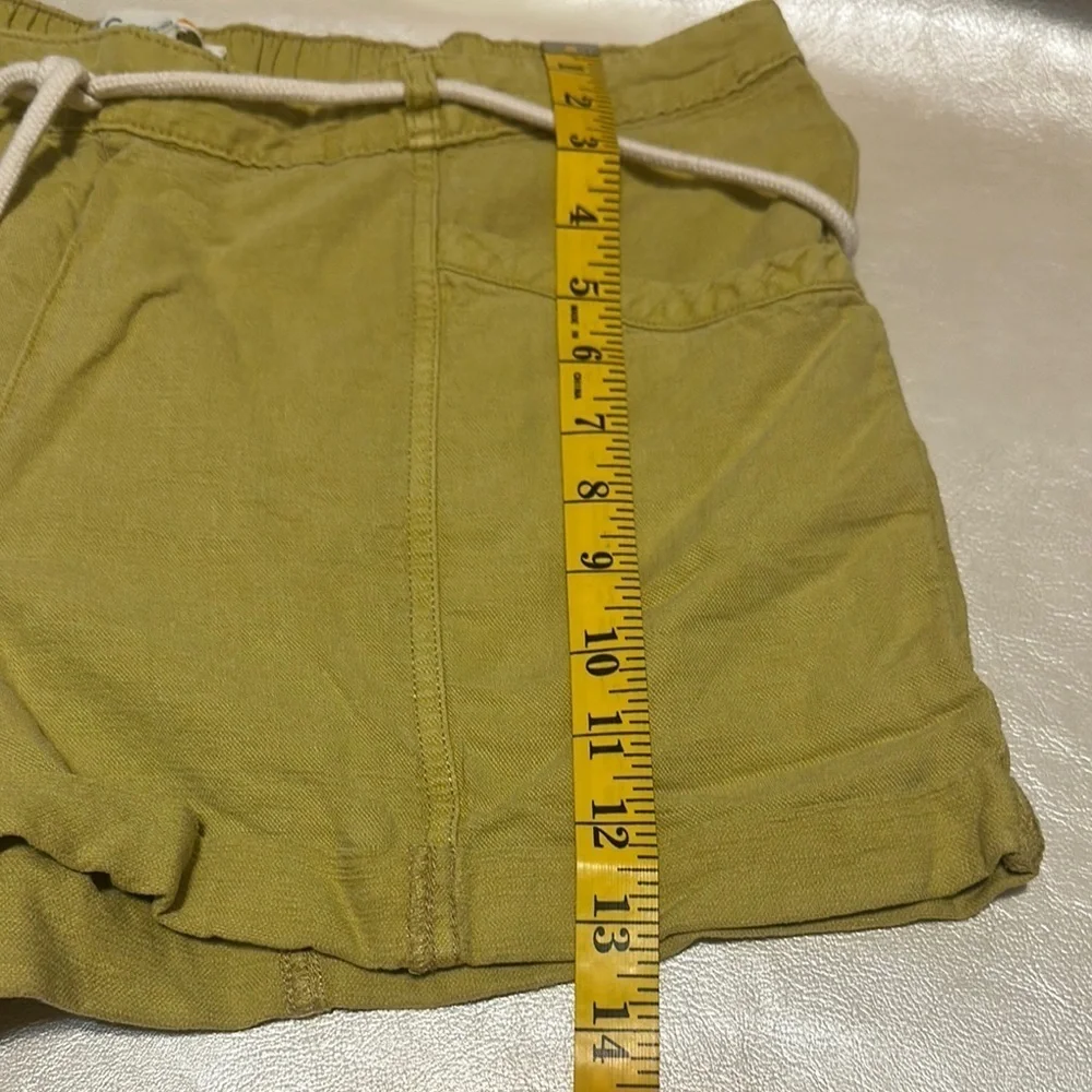 C&C California Yellow Athletic Shorts Relaxed Fit Drawstring